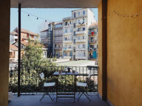 On stage, Appartamento con Terrazzo